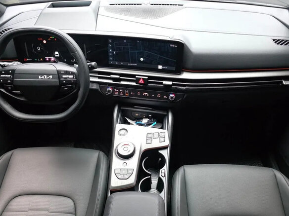 2026 Kia Sportage V Рестайлинг, чёрный, 5650000 рублей - вид 6