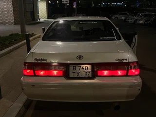1996 Toyota Crown X (S150), белый, 870000 рублей, вид 5