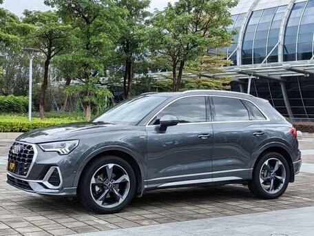 Audi Q3 II (F3)