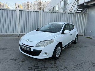 2010 Renault Megane III, белый, 529000 рублей, вид 1