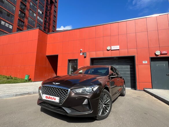 2019 Genesis G70 I, коричневый, 2625000 рублей