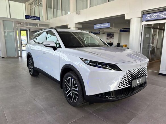2026 Omoda C7, белый, 3466000 рублей - вид 2