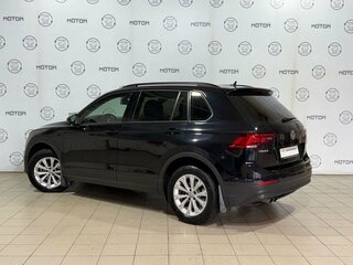 2020 Volkswagen Tiguan II, чёрный, 1970000 рублей, вид 2