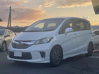 2015 Honda Freed I Рестайлинг 2, белый, 862000 рублей, вид 3