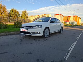 2013 Volkswagen Passat B7, белый, 1093000 рублей, вид 1