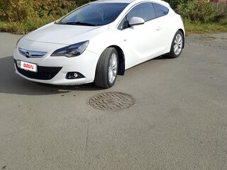 2013 Opel Astra GTC J Рестайлинг, белый, 725000 рублей, вид 1