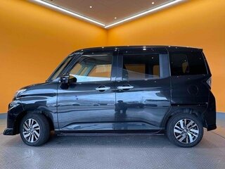 2022 Toyota Roomy I Рестайлинг, белый, 950084 рублей, вид 2