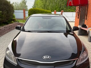 2017 Kia Rio IV, чёрный, 670000 рублей, вид 3