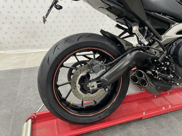 2014 Yamaha MT-09 (FZ-09), чёрный, 589000 рублей - вид 6