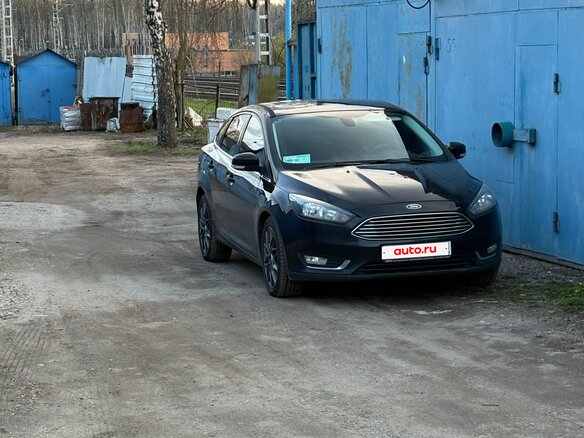2016 Ford Focus III Рестайлинг, чёрный, 1150000 рублей - вид 1