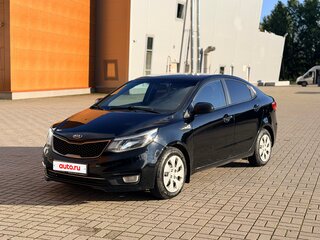 2016 Kia Rio III Рестайлинг, чёрный, 700000 рублей, вид 3