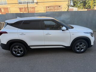 2021 Kia Seltos I, белый, 2100000 рублей, вид 4