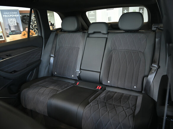 2026 Geely Monjaro I, серый, 4954990 рублей - вид 23