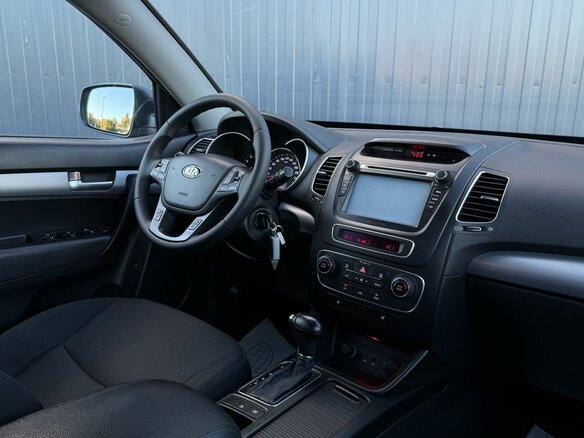 2013 Kia Sorento II Рестайлинг, синий, 1829000 рублей - вид 13