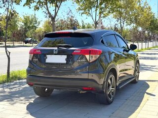 2022 Honda Vezel I Рестайлинг, коричневый, 1913708 рублей, вид 4