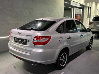 2017 Lada (ВАЗ) Granta I, серебристый, 535000 рублей, вид 4