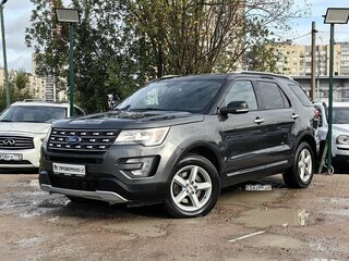2017 Ford Explorer V Рестайлинг, серый, 2049000 рублей, вид 1