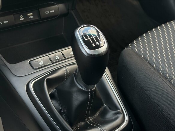 2017 Kia Rio IV, серый, 999000 рублей - вид 11
