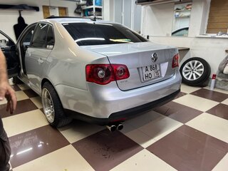 2008 Volkswagen Jetta V, серебристый, 430000 рублей, вид 2