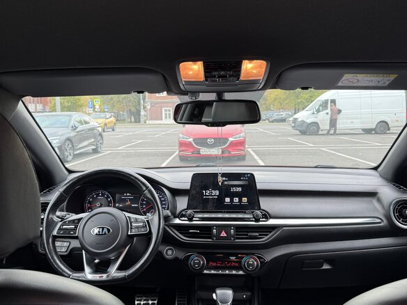 2019 Kia Cerato IV, красный, 1750000 рублей - вид 10