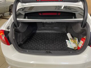 2014 Volvo S60 II Рестайлинг, белый, 1500000 рублей, вид 5