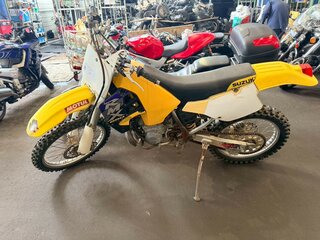 Suzuki RMX 250S