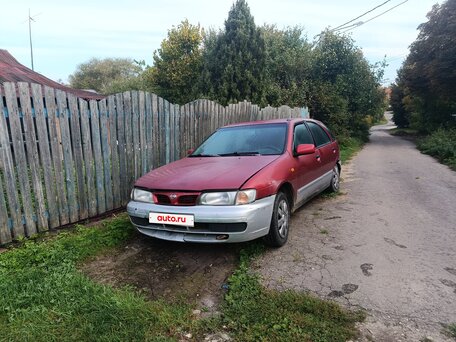 1997 Nissan Almera I (N15), красный, 70000 рублей, вид 1