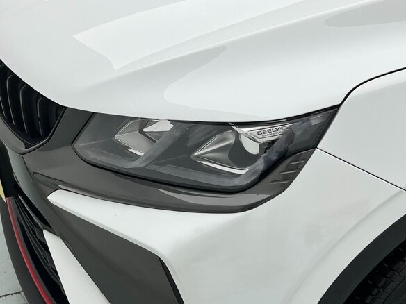 2023 Geely Coolray (Binyue) I, белый - вид 25