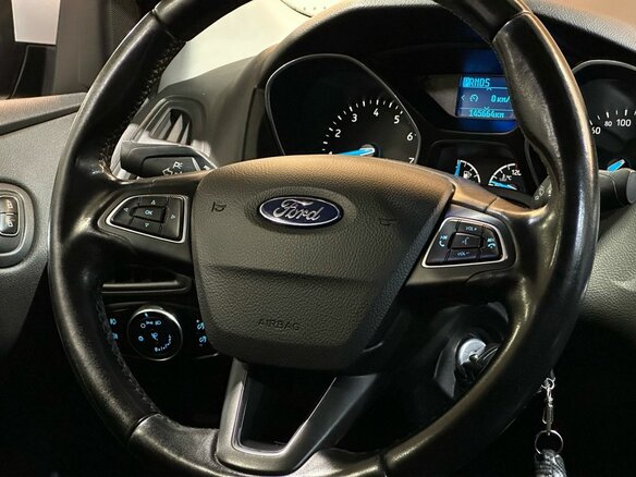 2015 Ford Focus III Рестайлинг, белый, 959900 рублей - вид 9