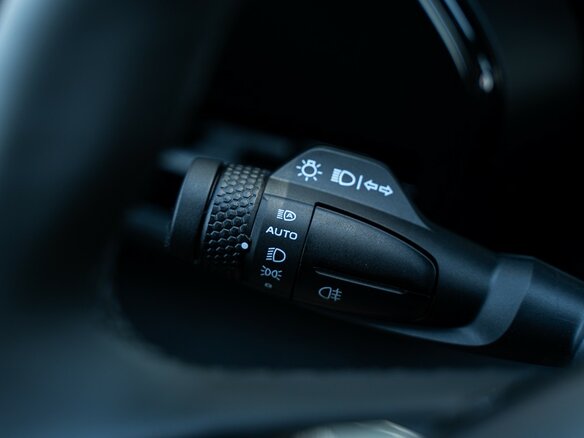 2026 Geely Monjaro I, белый, 4954990 рублей - вид 27