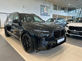 2026 BMW X7 M60i I (G07) Рестайлинг, чёрный, 22200000 рублей, вид 3