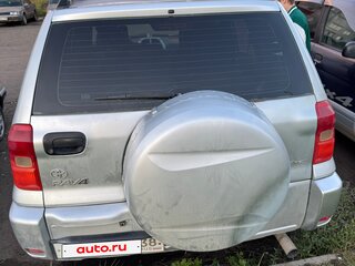 2000 Toyota RAV4 II (XA20), серебристый, 650000 рублей, вид 4