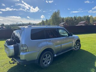2006 Mitsubishi Pajero IV, серебристый, 1150000 рублей, вид 4