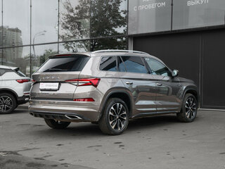2024 Skoda Kodiaq I Рестайлинг, серый, 4230000 рублей, вид 4