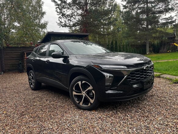 2025 Chevrolet Trax II, чёрный, 1700000 рублей