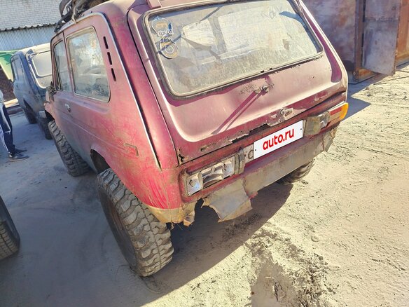 1985 Lada (ВАЗ) 2121 (4x4) I, красный, 60000 рублей - вид 3