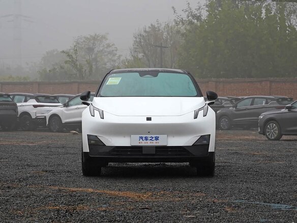 2026 Lynk & Co Z20, белый, 4600000 рублей - вид 1