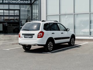 2026 Lada (ВАЗ) Granta Cross I Рестайлинг, белый, 1196000 рублей, вид 4
