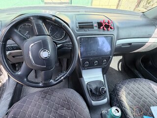 2013 Skoda Octavia II (A5) Рестайлинг, чёрный, 750000 рублей, вид 5