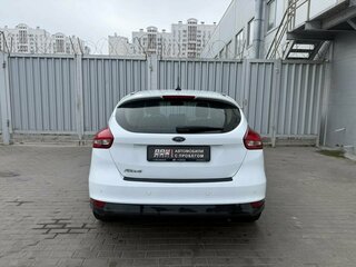 2018 Ford Focus III Рестайлинг, белый, 925000 рублей, вид 5
