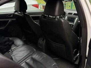 2010 Skoda Octavia RS II Рестайлинг, белый, 1150000 рублей, вид 5