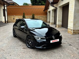 2021 Volkswagen Golf R VIII, чёрный, 4700000 рублей, вид 3
