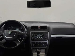 2012 Skoda Octavia II (A5) Рестайлинг, белый, 720000 рублей, вид 5