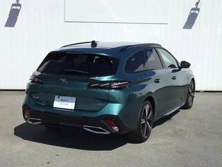 2023 Peugeot 308 III, зелёный, 1790000 рублей, вид 4