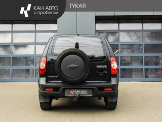2015 Chevrolet Niva I Рестайлинг, чёрный, 621000 рублей, вид 4