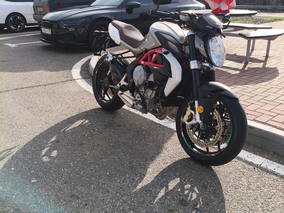 2014 MV Agusta Brutale 800, красный, 550000 рублей - вид 5