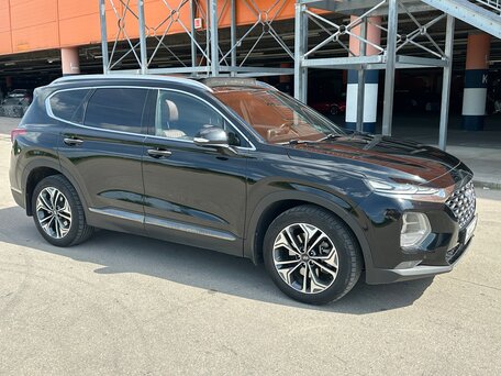 2019 Hyundai Santa Fe IV, чёрный, 2950000 рублей, вид 2