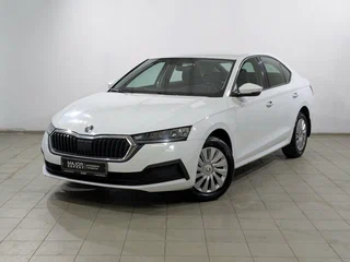 2021 Skoda Octavia IV (A8), белый, 1900000 рублей, вид 1