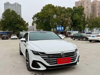 2024 Volkswagen Passat CC 330 TSI II Рестайлинг, белый, 3073628 рублей, вид 3