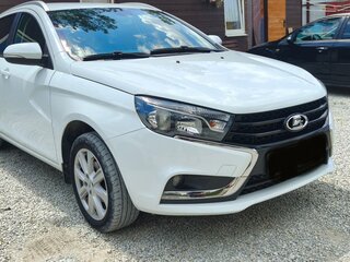 2020 Lada (ВАЗ) Vesta SW I, белый, 960000 рублей, вид 1